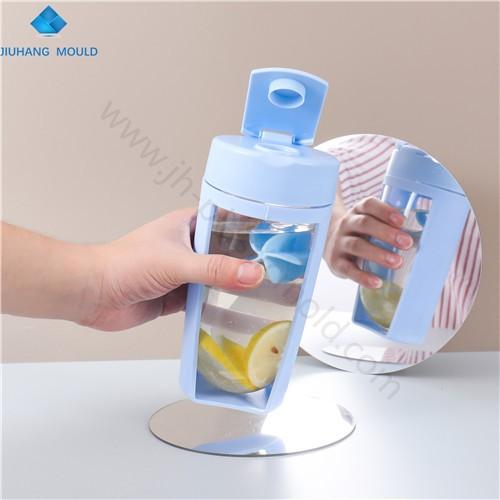 600ml width mouth sport flip top shaker bottle with mixer - Image 1