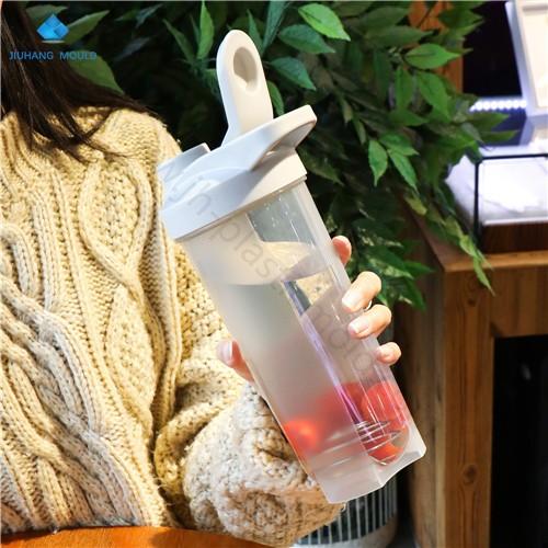 700ml Flip top Sport shaker plastic bottles with custom logo - Image 4