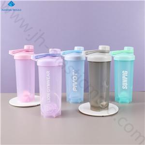 Leakproof fitness protein shaker water bottle with rotation top lid 700ML Leakproof fitness protein shaker water bottle with rotation top lid 700ML