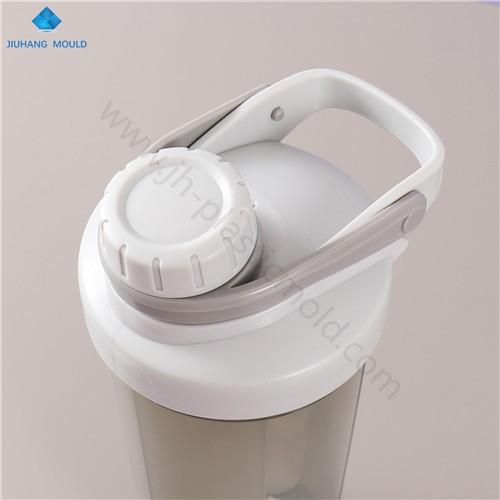 Leakproof fitness protein shaker water bottle with rotation top lid 700ML - Image 2