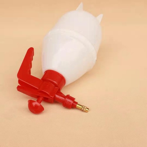 0.8L Manual air pressure sprayer bottles for homes garden - Image 3