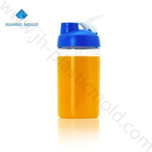 Customized Bpa free Tritan protein shaker bottle with mixer 500ML 