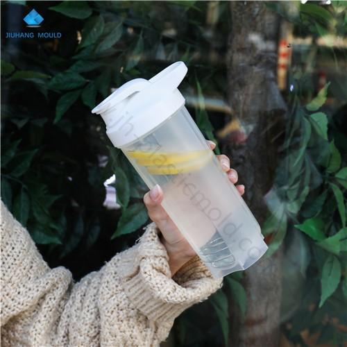 Factory sell Bpa free Protein Gyms shaker bottles with mixer 700ml - Image 2