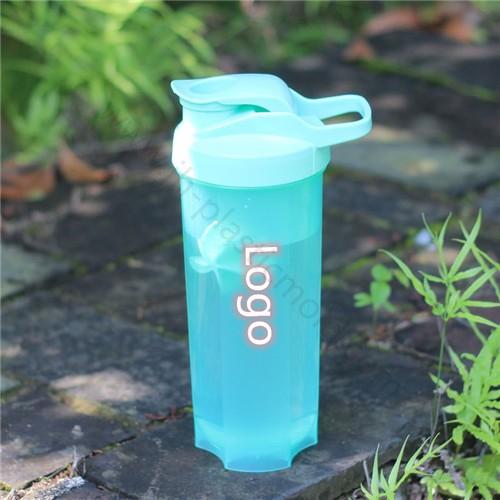 OEM BPA free sport protein shaker bottle with flip top lid 700ml - Image 3