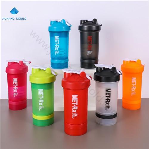 Quality 3 layer shaker bottle 500ml with pill and powder compartments - Image 1