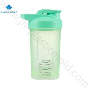 Wholesale green flip top Gym Shaker Bottle with steel mixer ball 500ml