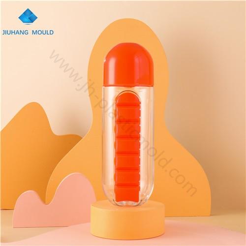 600ml Plastic Medicine organizer pill box water bottle with custom logo - Image 1